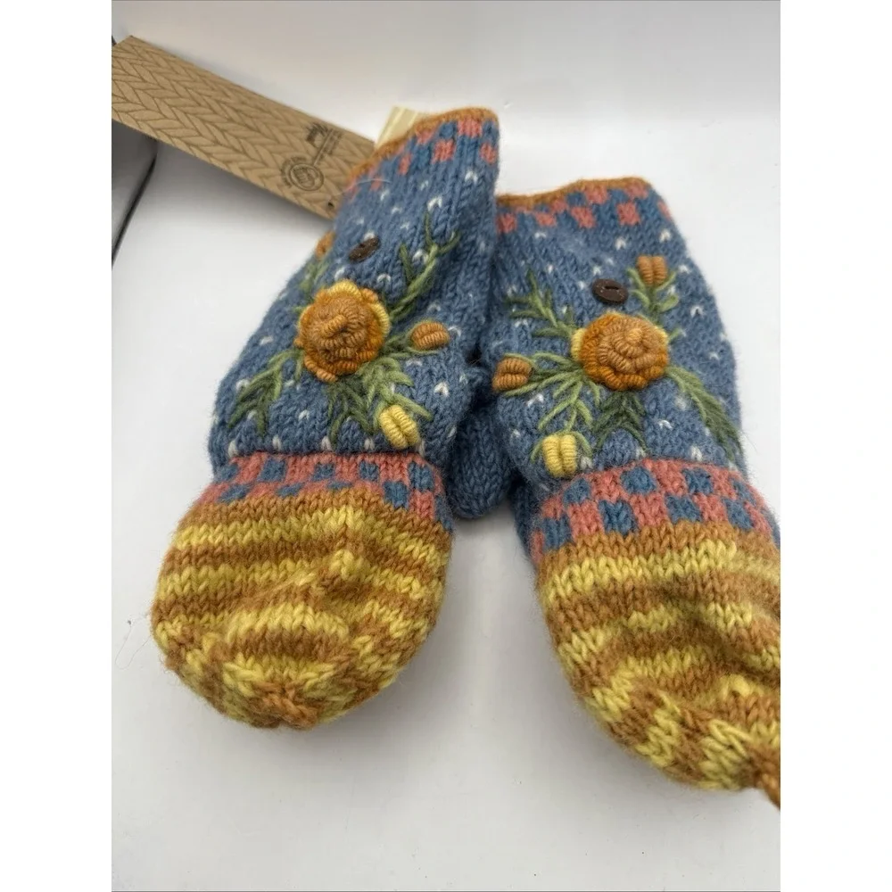 Lost Horizons Merci Mittens Wool Knit Handmade Sundance NWT Cute Gloves